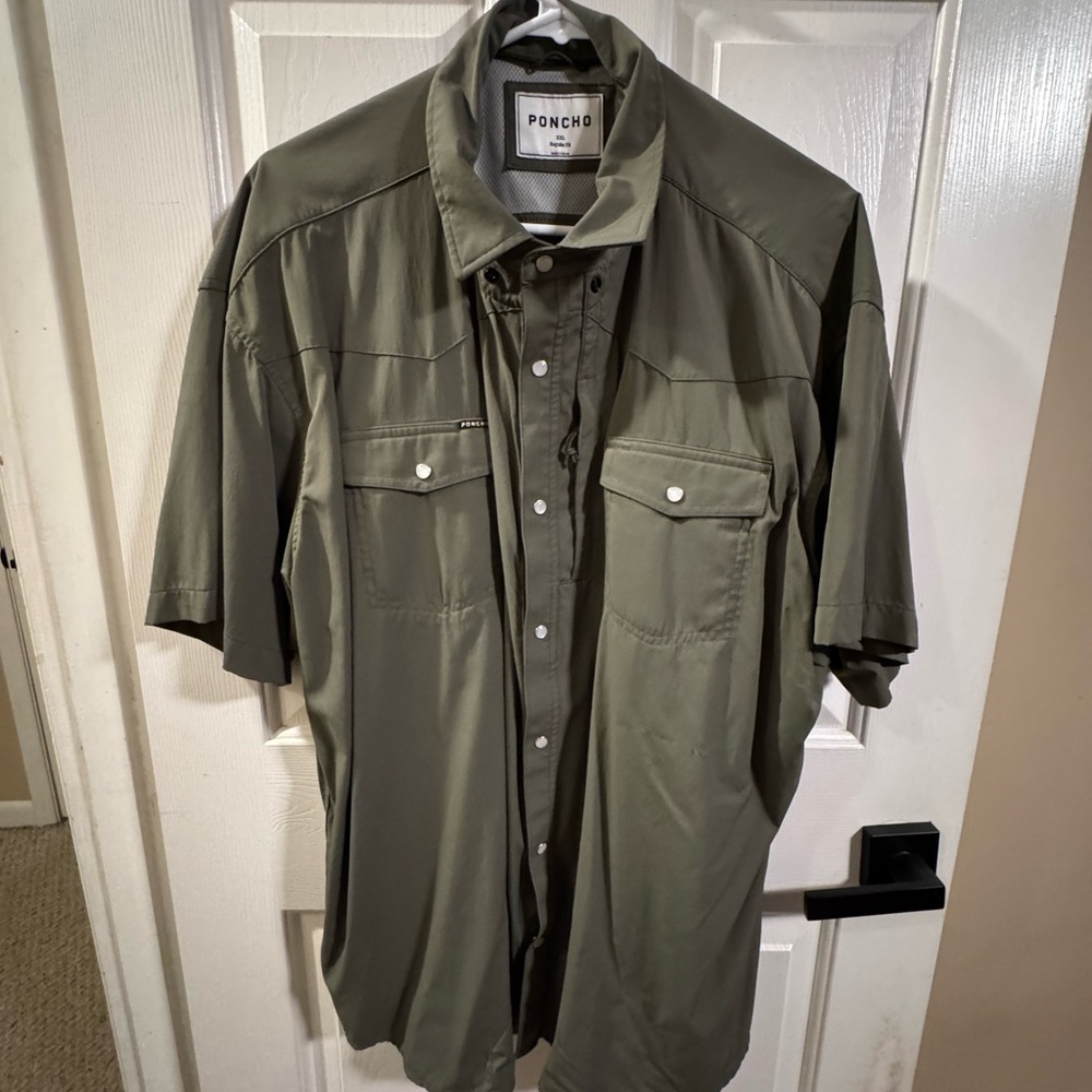 Poncho Outdoors Olive Green Short Sleeve Shirt